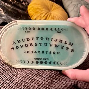 Unique, Super cute Ouija Board Trinket Dish like new